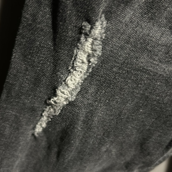 Etienne Marcel distressed black jeans - Picture 2 of 9